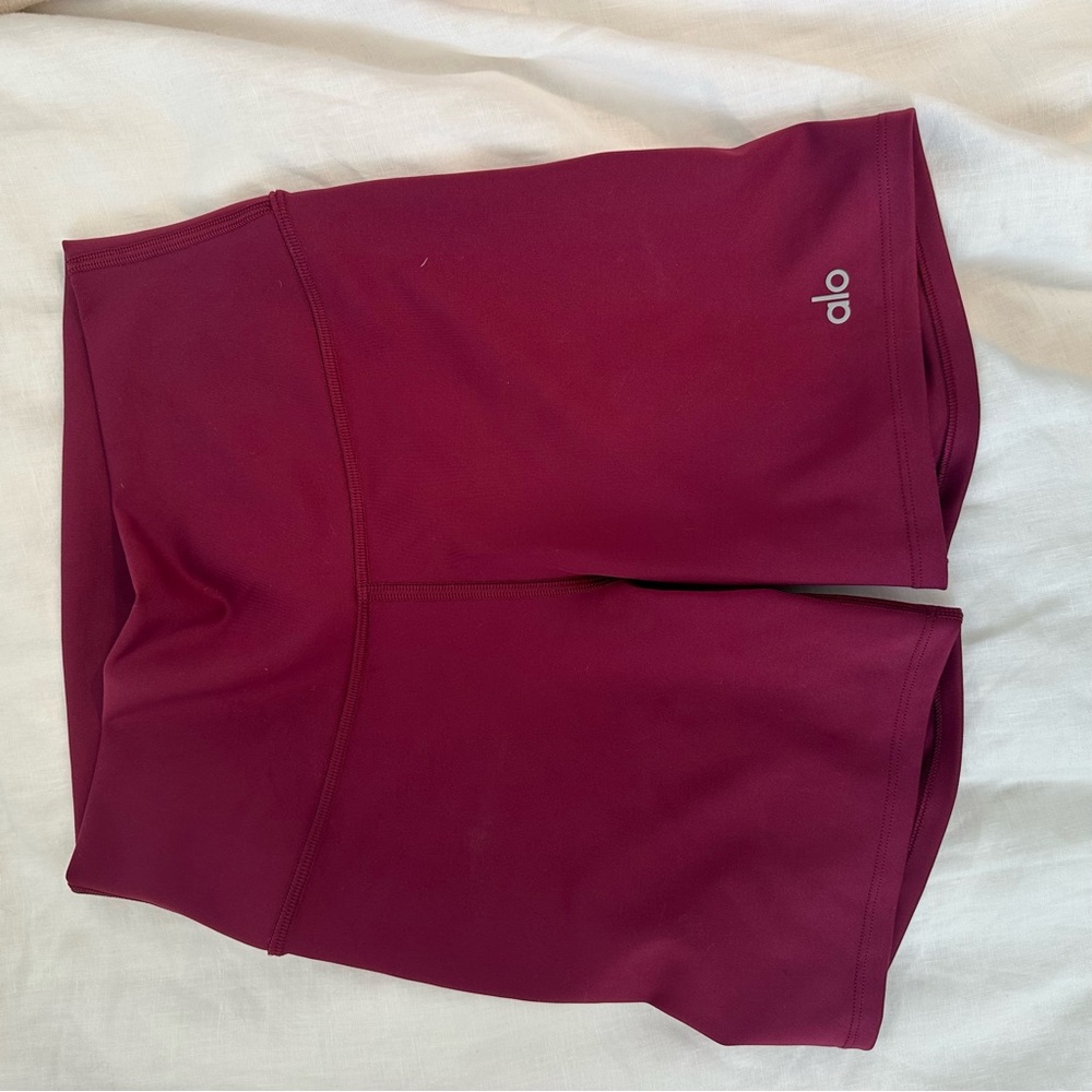 Alo Yoga Airlift bike shorts